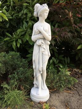 Steinstatue einer erotisch gekleideten Dame, weiß, Gartenstatue